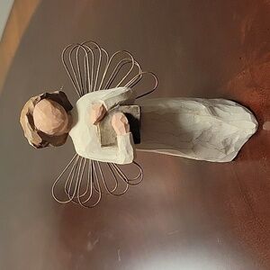 Willow Tree "Angel of Learning" 4 1/2" figurine
